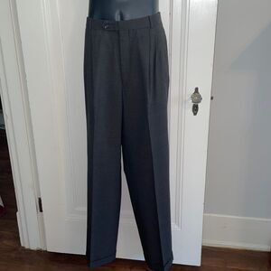 Vtg Burt Pulitzer black/gray small herringbone wool pleat front cuff hem pants